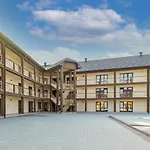 Nikoletta *